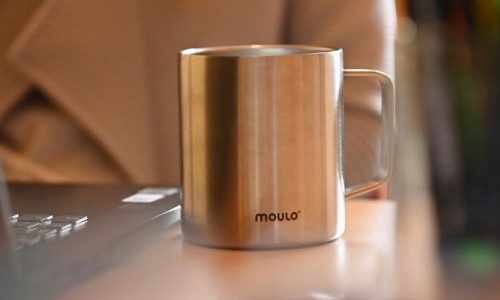 Sıcak ve Soğuk İçecekler İçin Termos Kupa Kullanımı